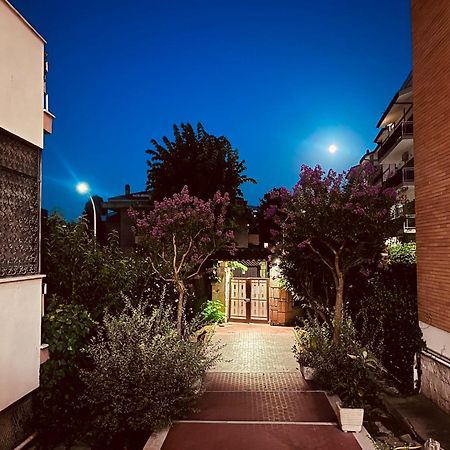 Apartamento Attico A Roma Exterior foto